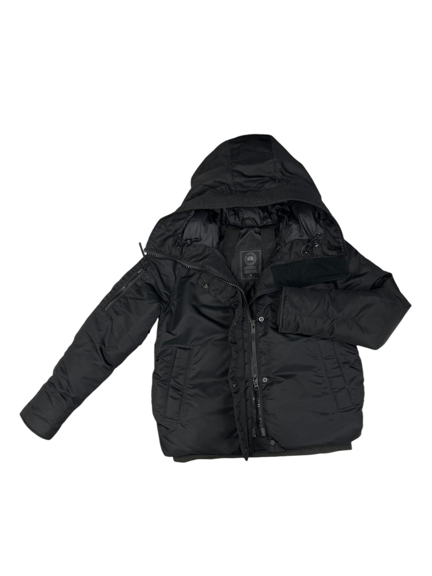 Designer Jacket Puffer & Quilted By Canada Goose In Black, Size: M