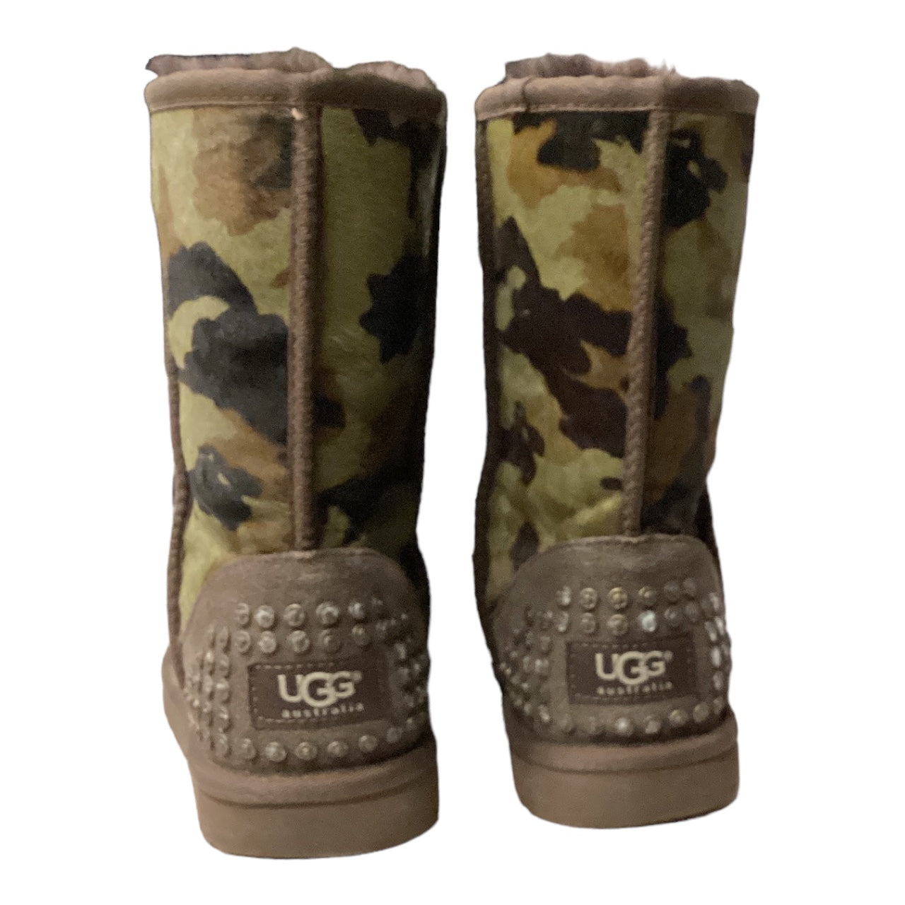 Boots Ankle Flats By Ugg In Camouflage Print, Size: 6