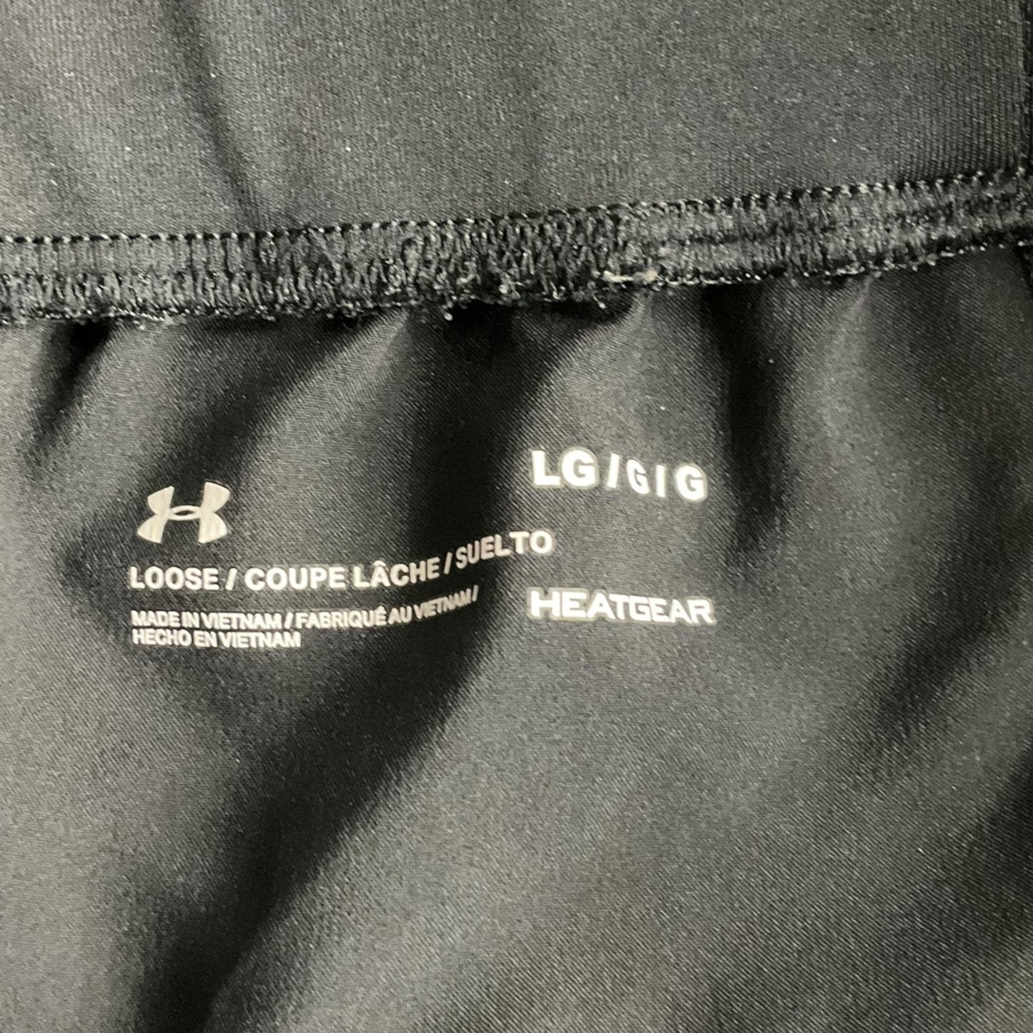 Athletic Shorts By Under Armour In Black, Size: L