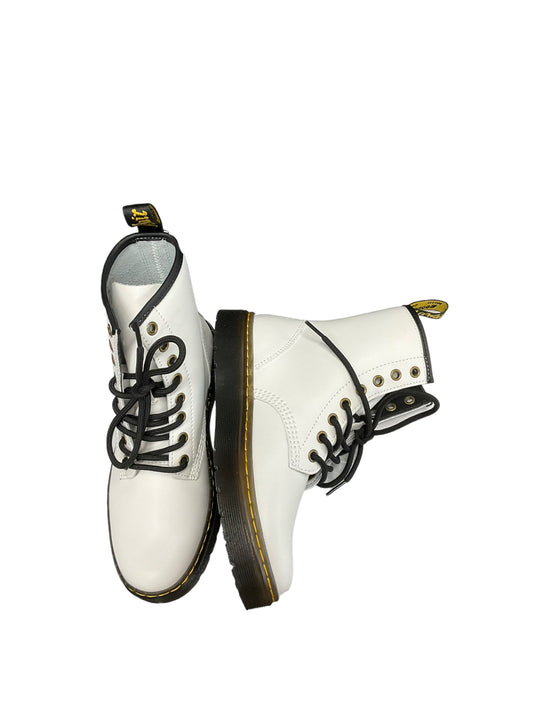 White Boots Combat Dr Martens, Size 6