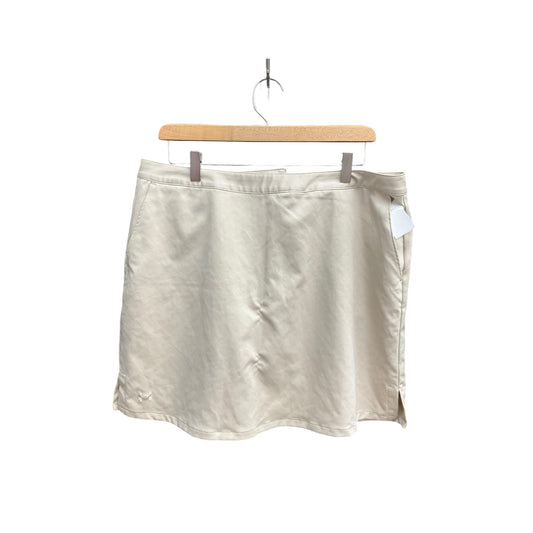 Athletic Skort By Under Armour In Beige, Size: L