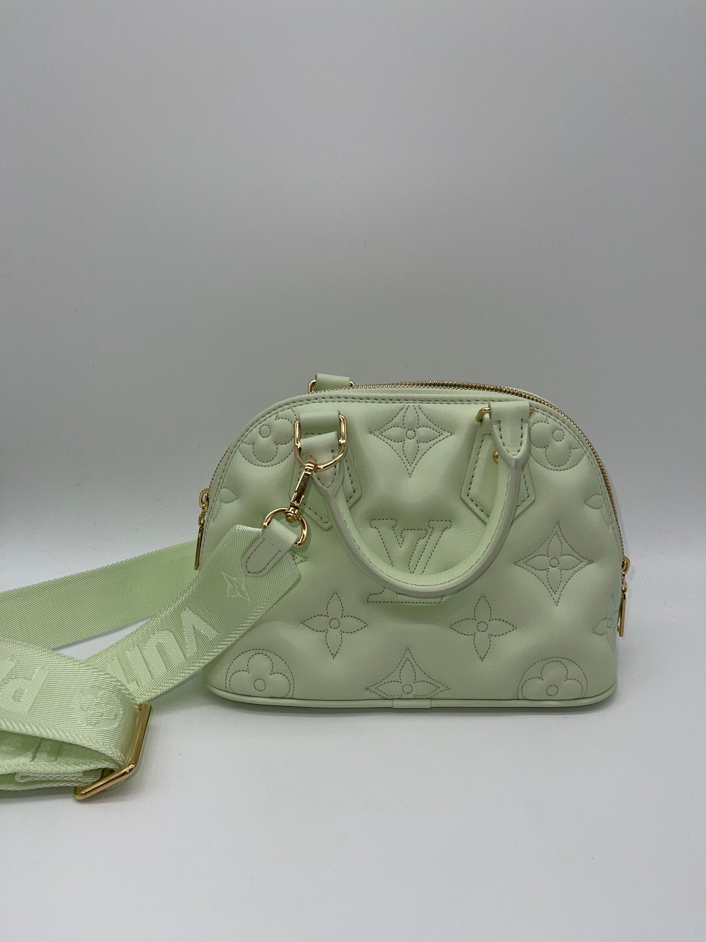 Crossbody Luxury Designer By Louis Vuitton  Size: Small