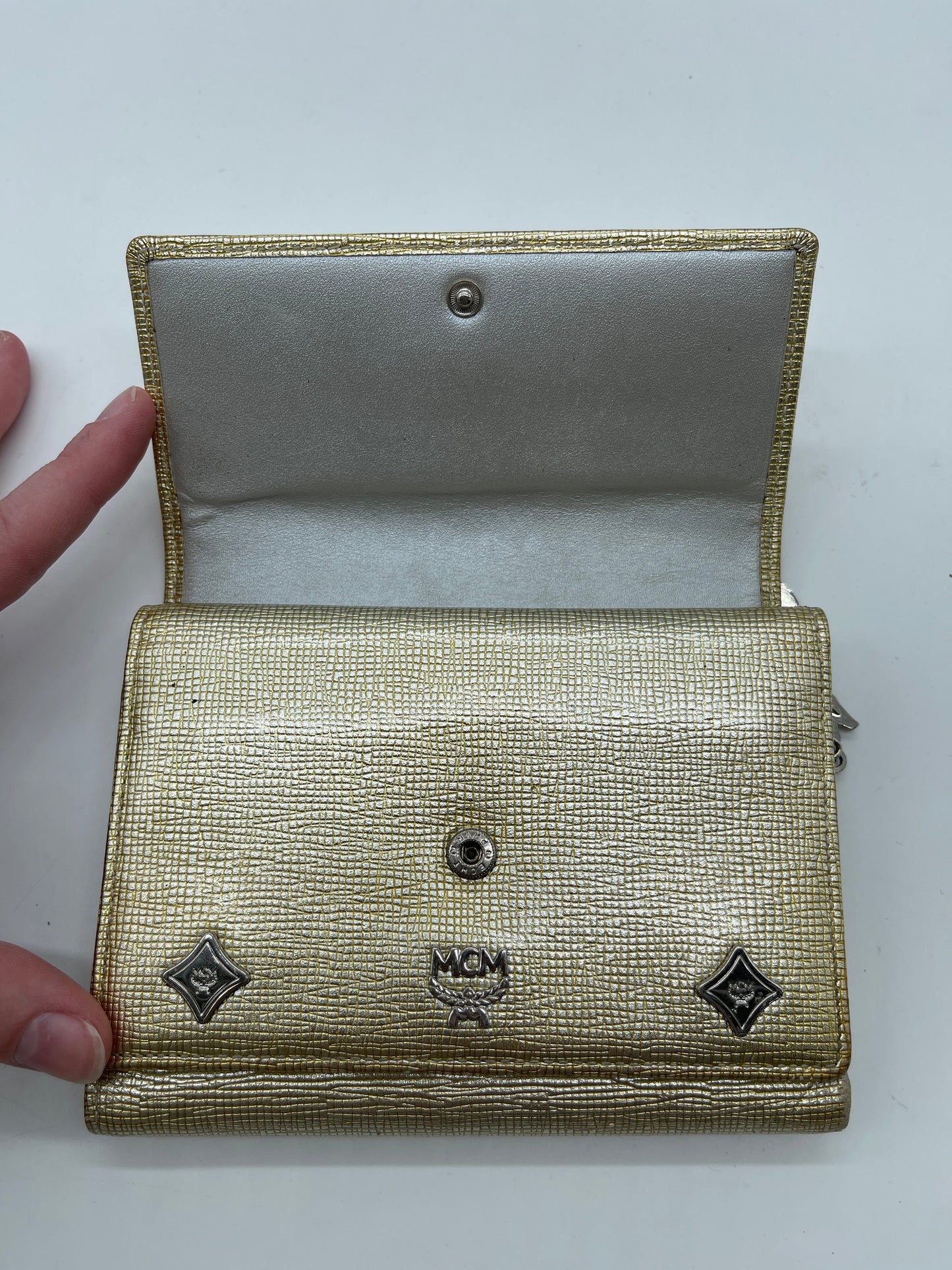 Wallet Luxury Designer Mcm, Size Small