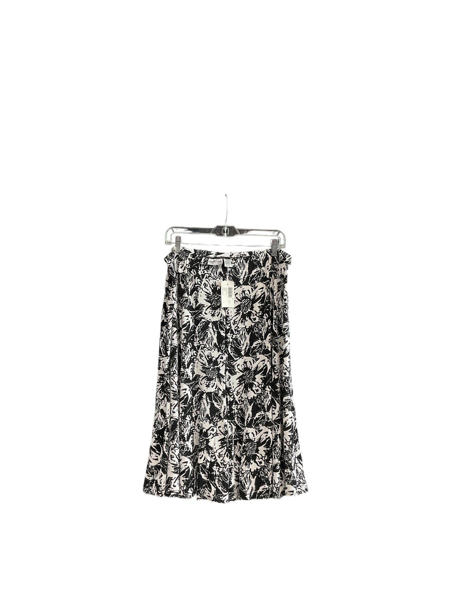 Skirt Midi By Chicos In Black & White, Size: Xl