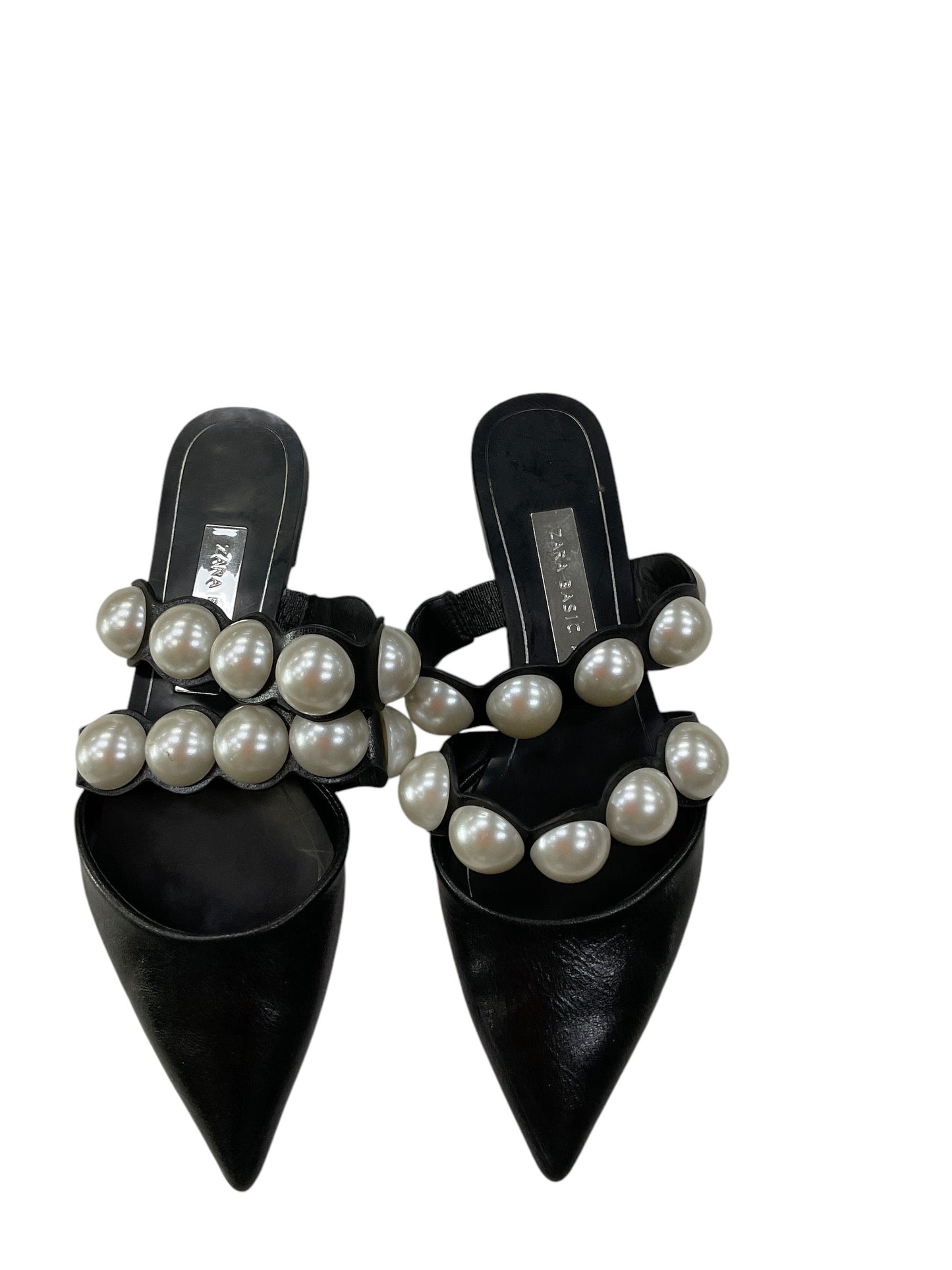 Shoes Flats By Zara Basic In Black, Size: 5.5