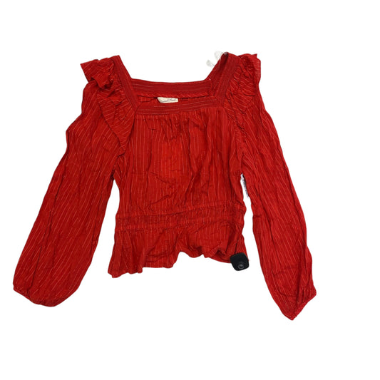 Top Long Sleeve By Universal Thread In Red, Size: M