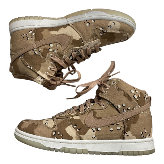 Shoes Sneakers By Nike In Camouflage Print, Size: 8