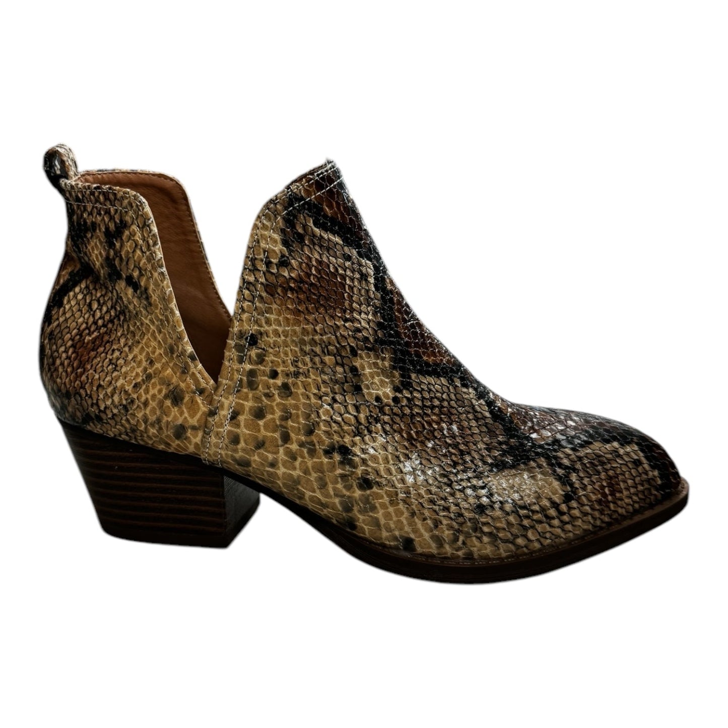 Boots Ankle Heels By Cl By Chinese Laundry In Snakeskin Print, Size: 7