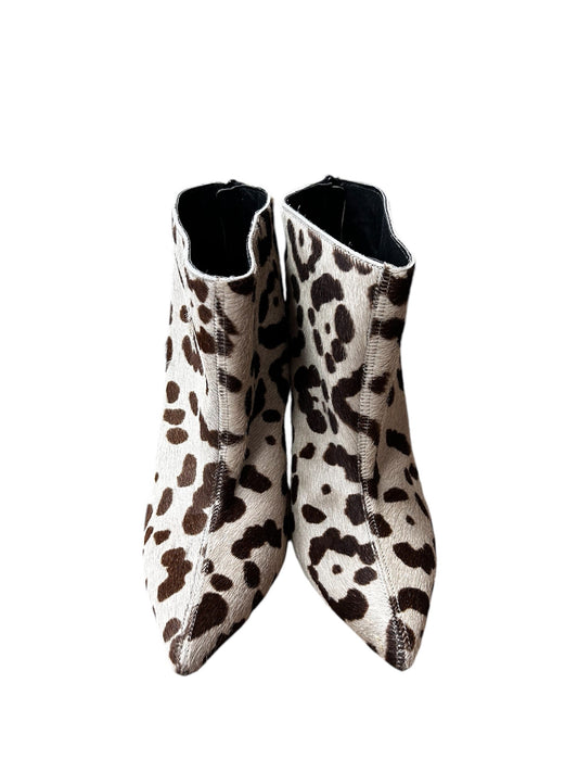 Boots Ankle Heels By Cmc In Animal Print, Size: 7.5