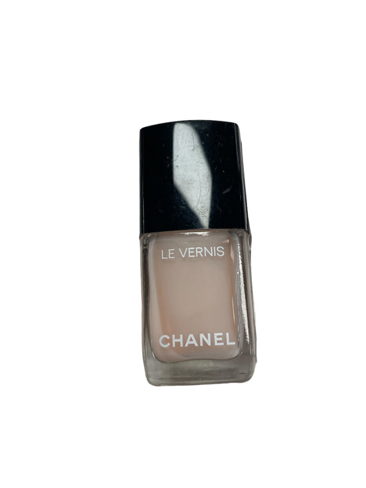 Nail Polish By Chanel  Size: 01 Piece