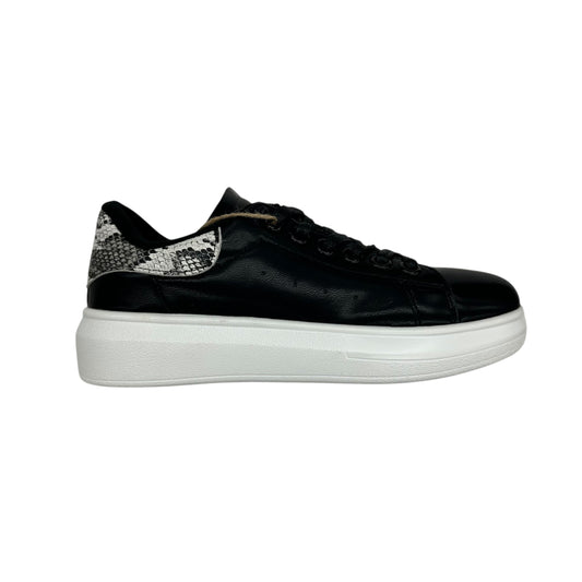 Shoes Sneakers By Seven 7 In Black, Size:7