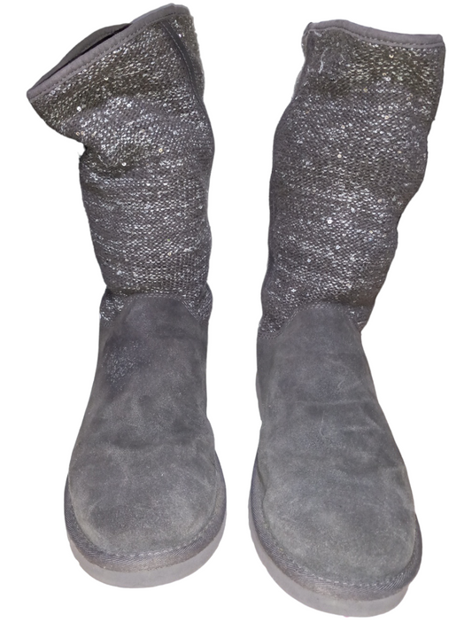 Grey Boots Mid-calf Flats Ugg, Size 11