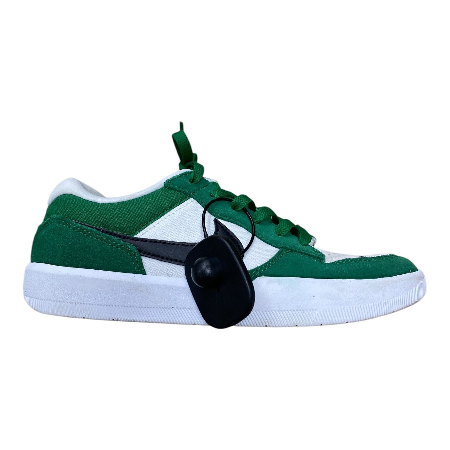 Shoes Athletic By Nike In Green & White, Size: 5.5