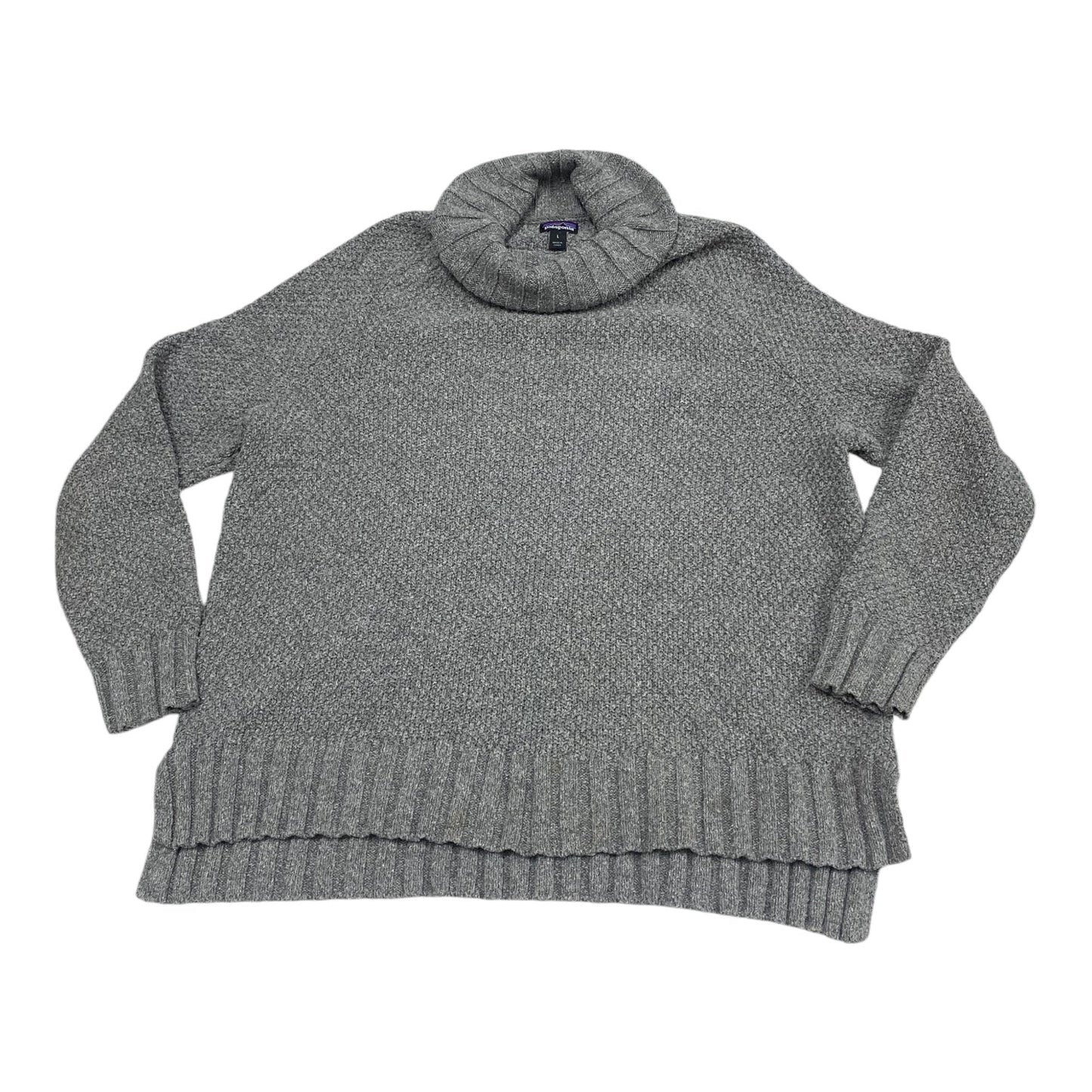 Sweater By Patagonia In Grey, Size: L