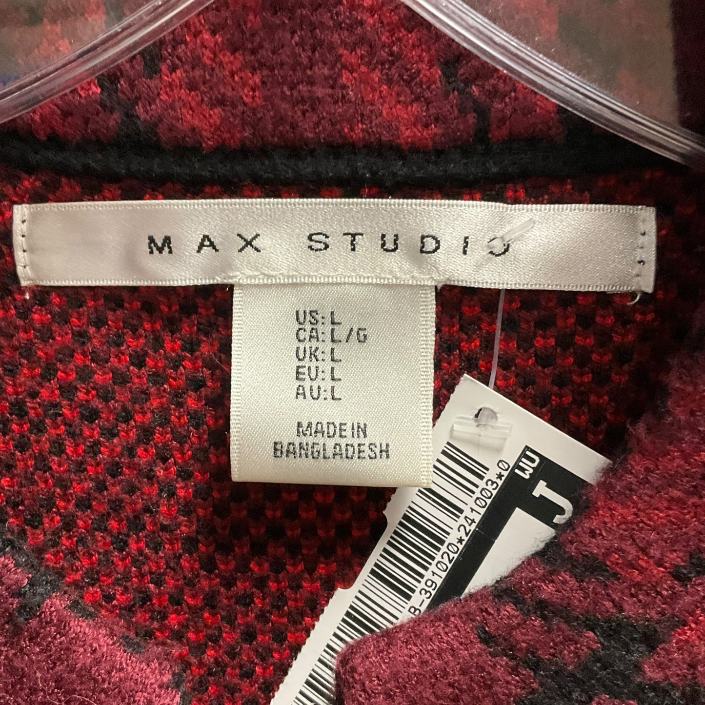 Coat Other By Max Studio In Black & Red, Size: L