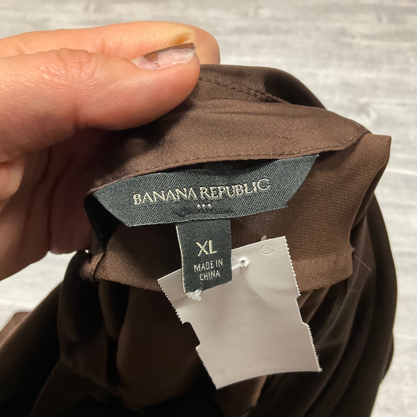 Top Short Sleeve By Banana Republic In Brown, Size: Xl