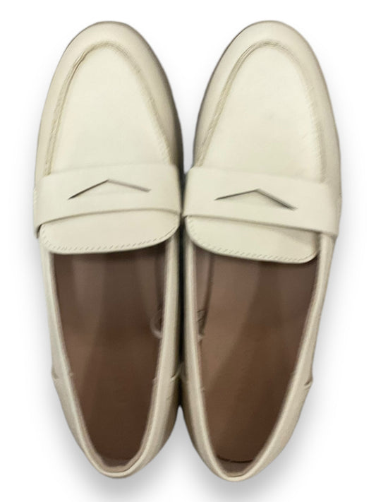 Shoes Flats By Old Navy In Cream, Size: 7