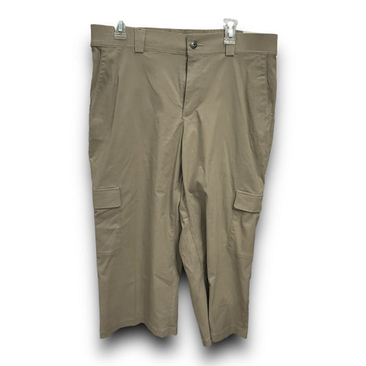 Capris By Duluth Trading In Beige, Size: 14