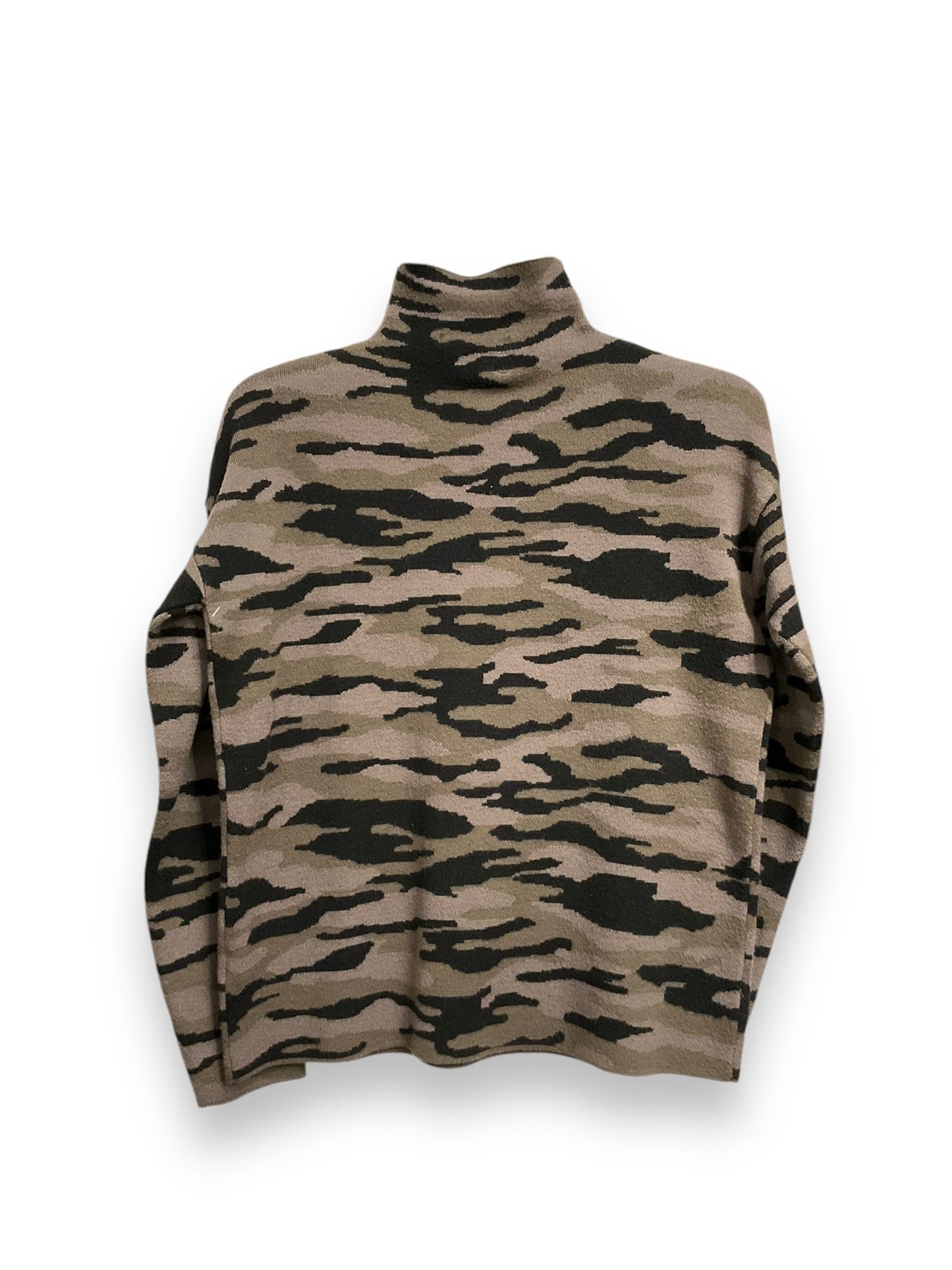 Sweater By Tahari By Arthur Levine In Camouflage Print, Size: S