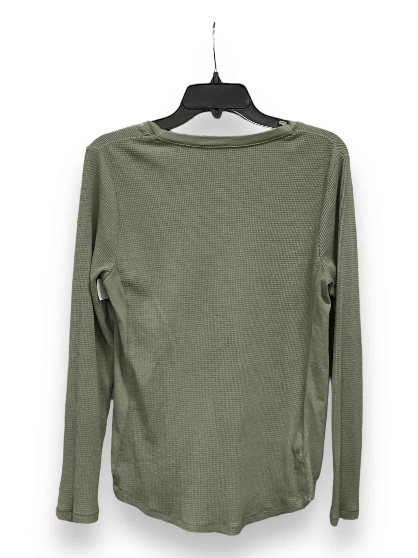 Top Long Sleeve By Eddie Bauer In Green, Size: L