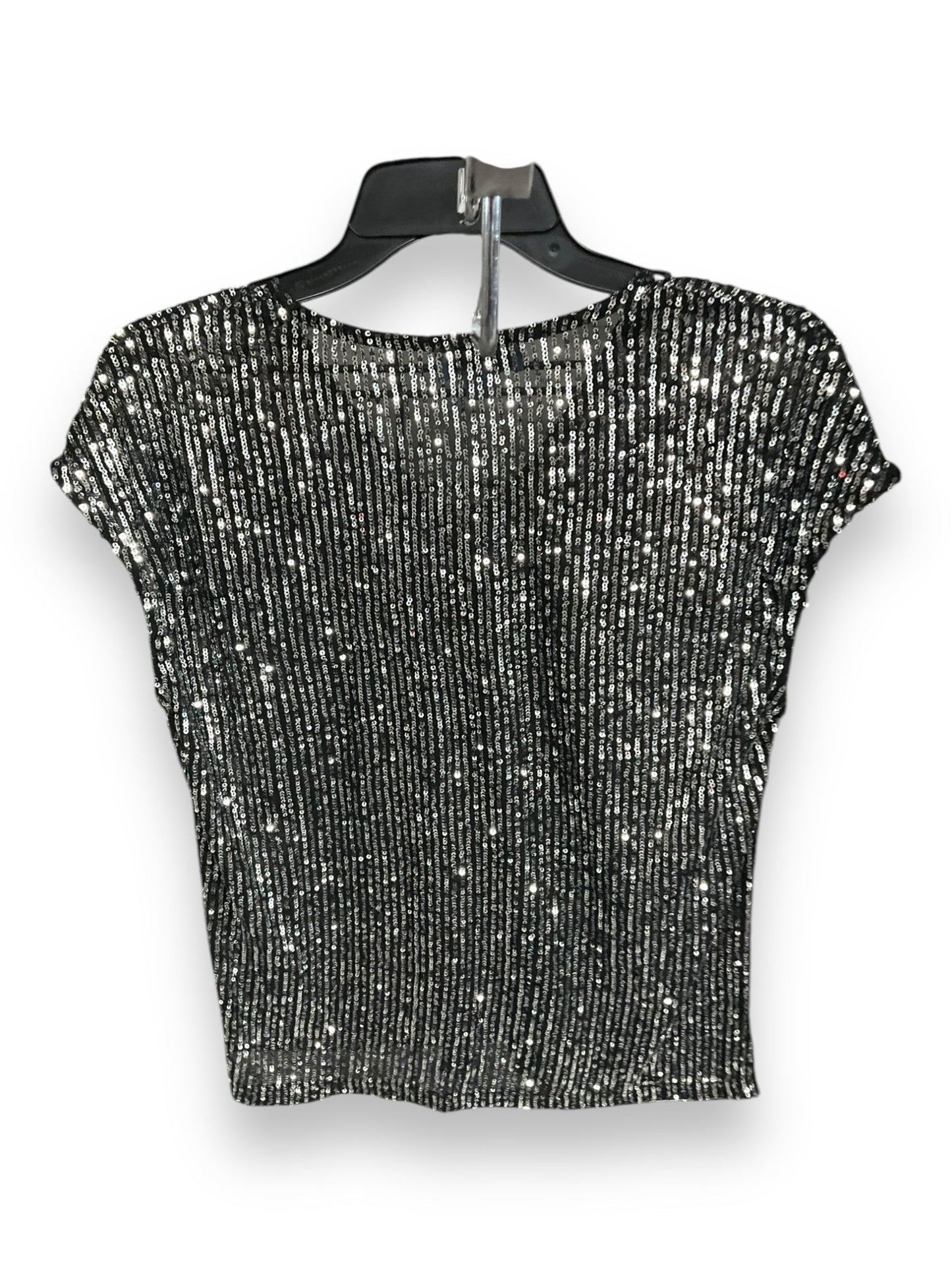 Top Sleeveless By Cece In Black, Size: M