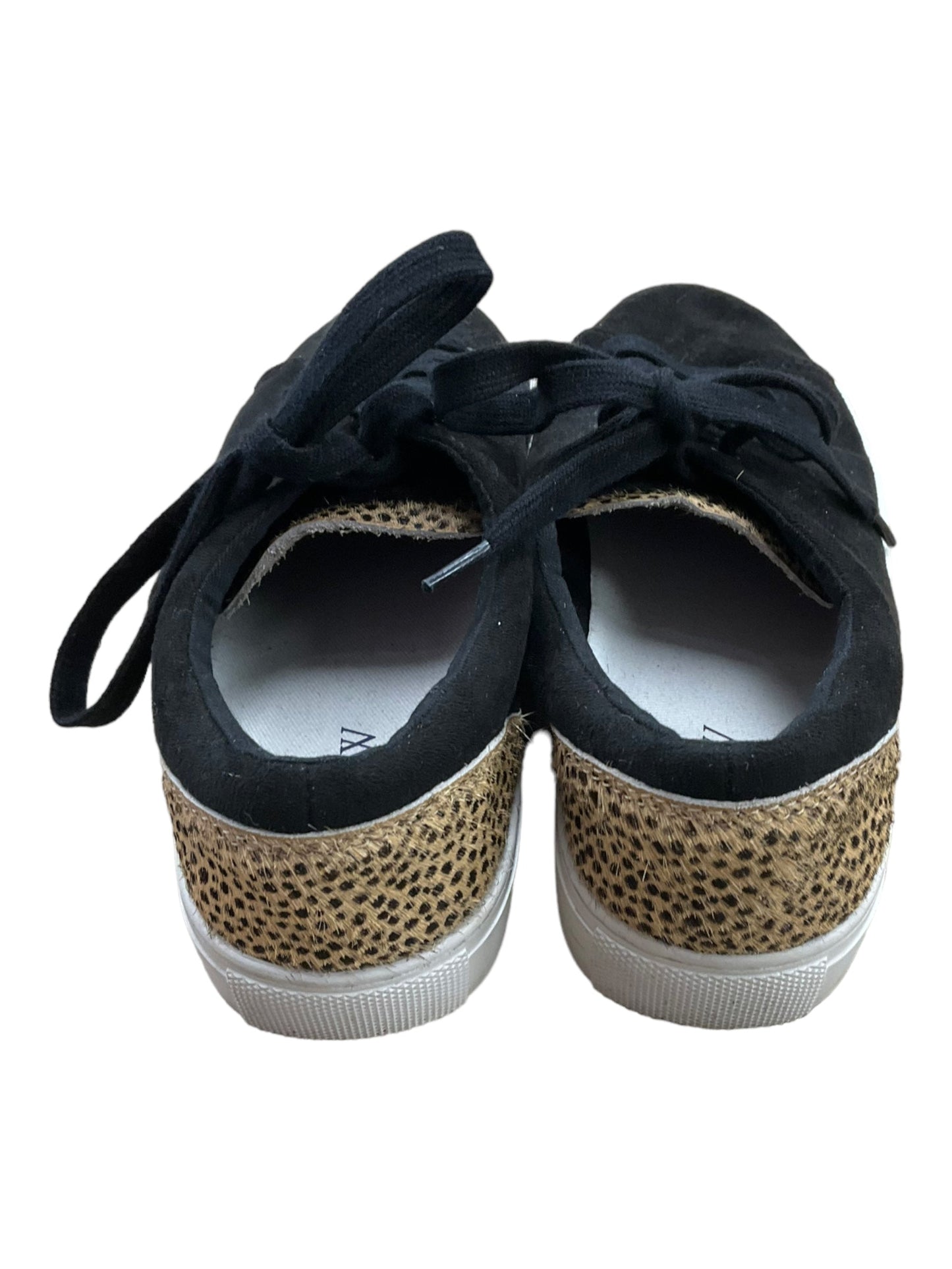 Shoes Sneakers By J Crew  Size: 6