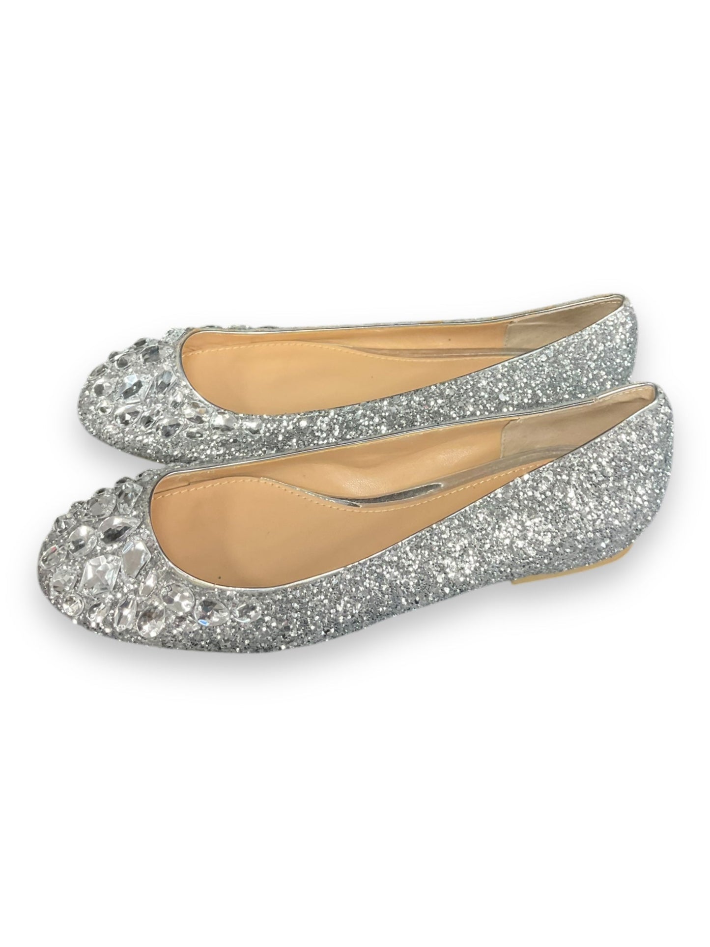 Shoes Flats By Badgley Mischka In Silver, Size: 9