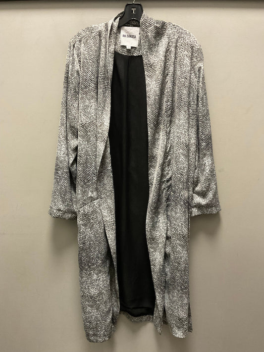 Kimono By Bb Dakota In Grey, Size: L