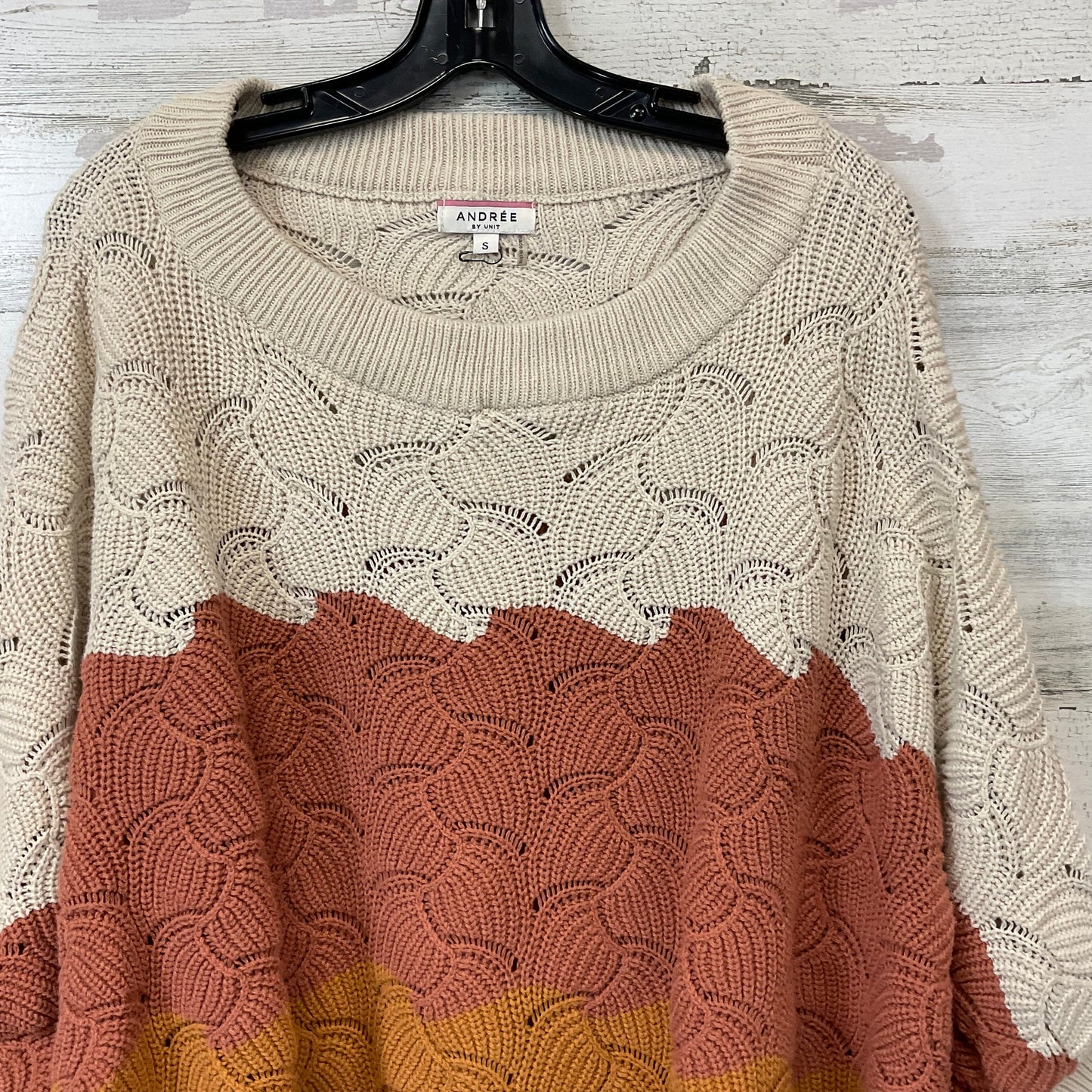 Sweater By Andree By Unit In Tan, Size: S