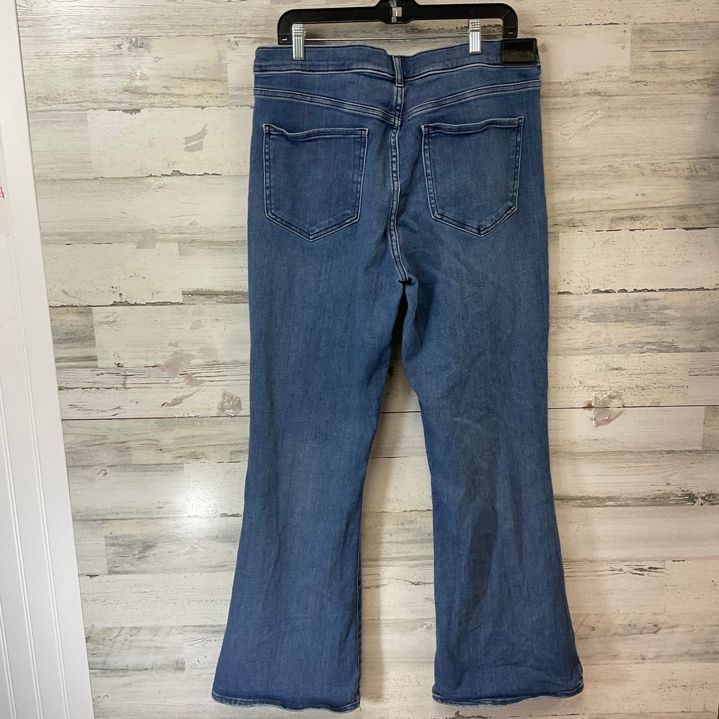 Jeans Flared By Express In Blue Denim, Size: 16l