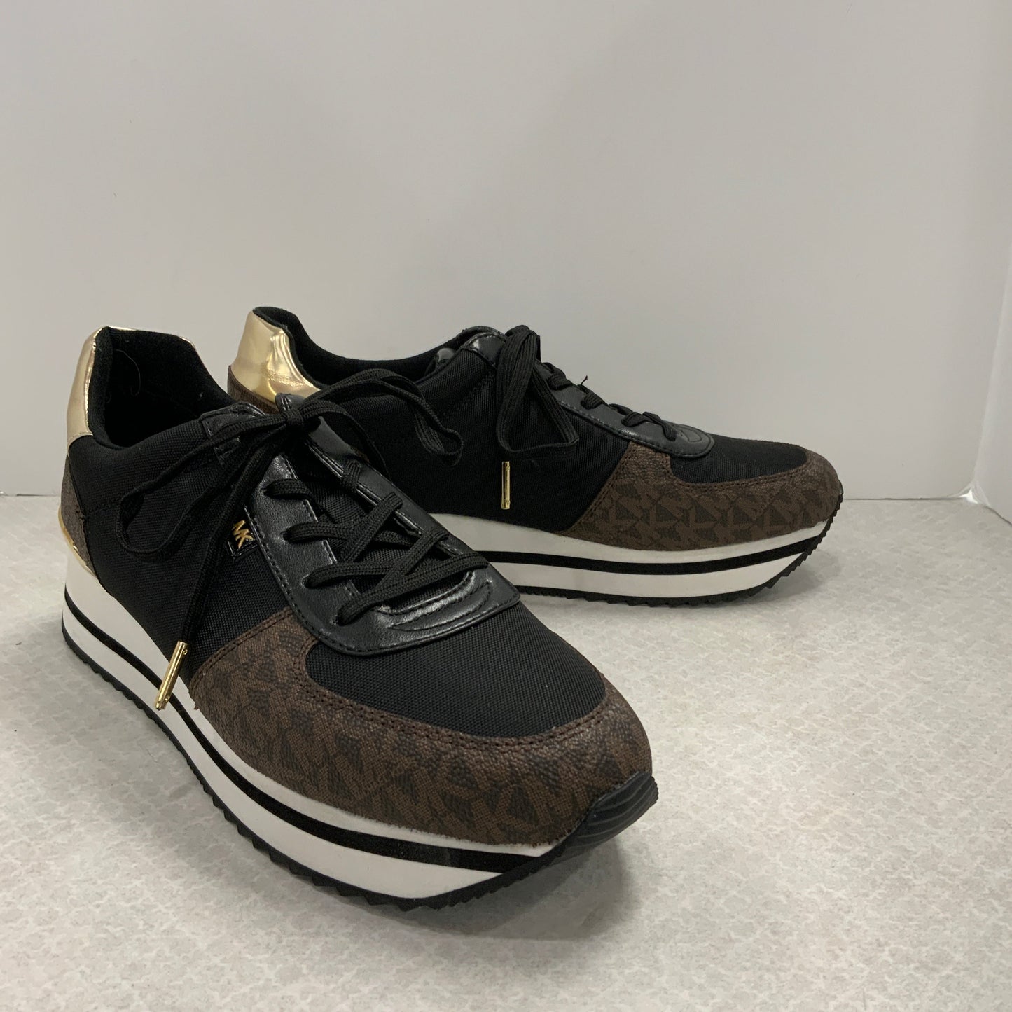 Shoes Sneakers By Michael Kors In Black & Brown, Size: 10