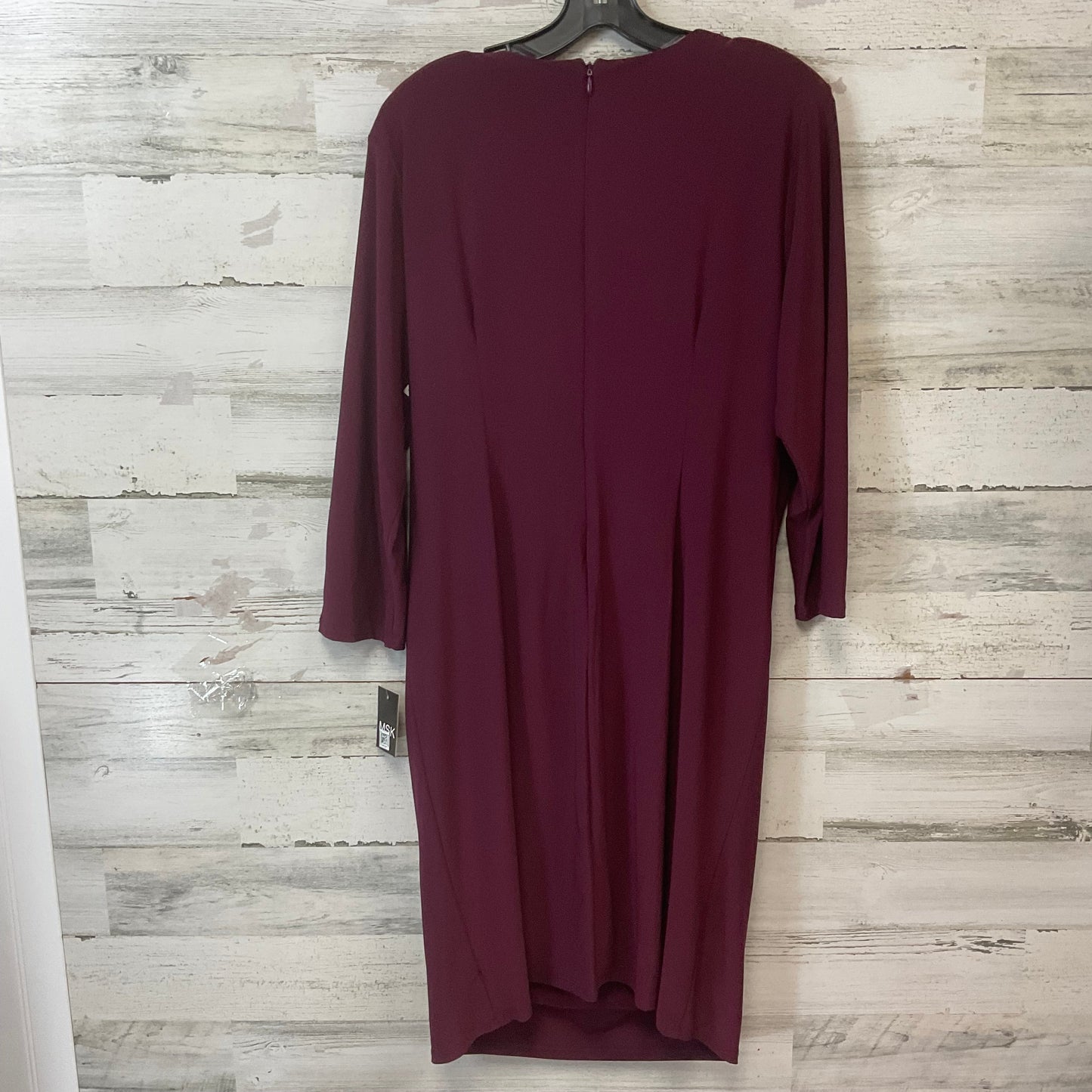 Dress Party Short By Msk In Maroon, Size: Xl