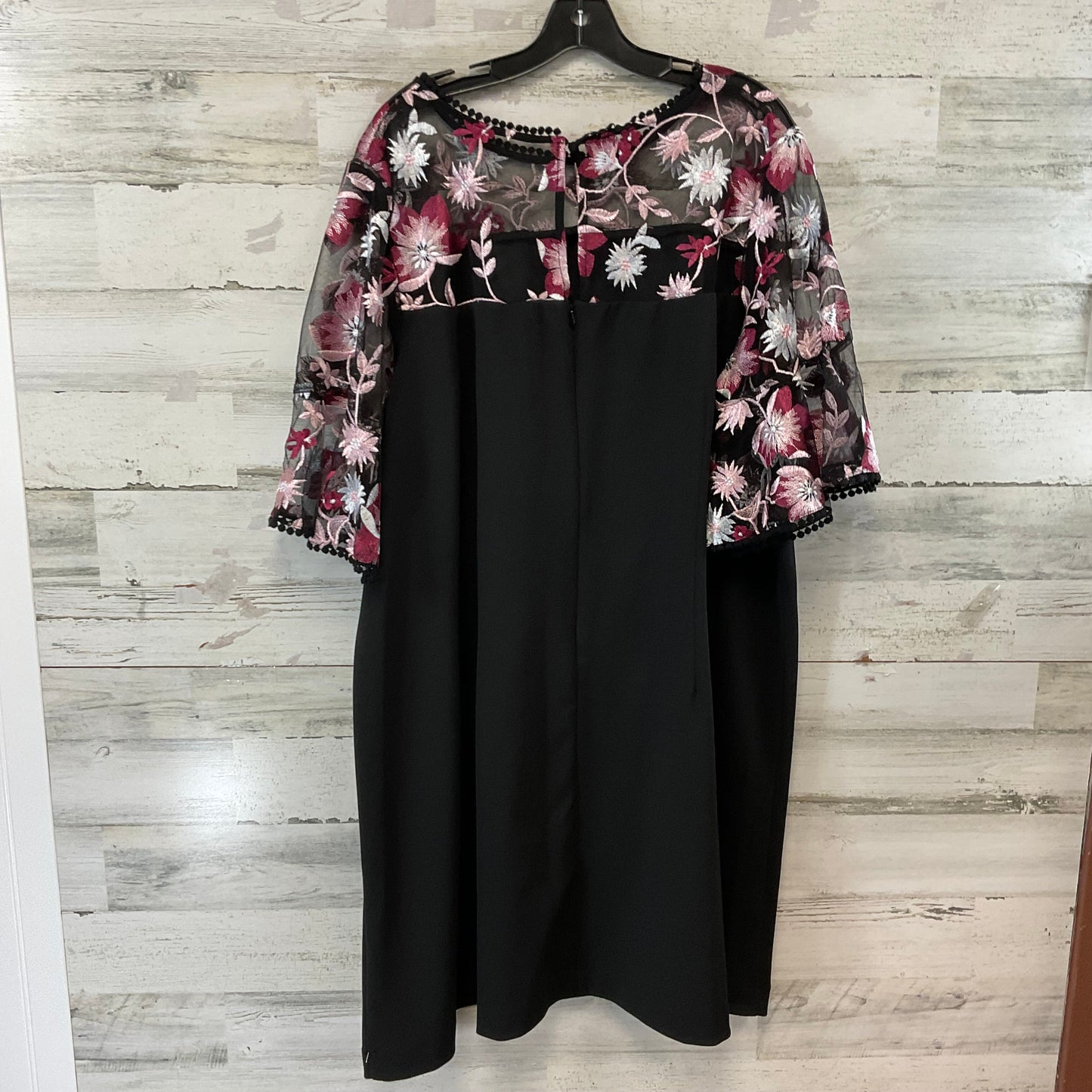 Dress Casual Short By Lane Bryant In Black, Size: 4x