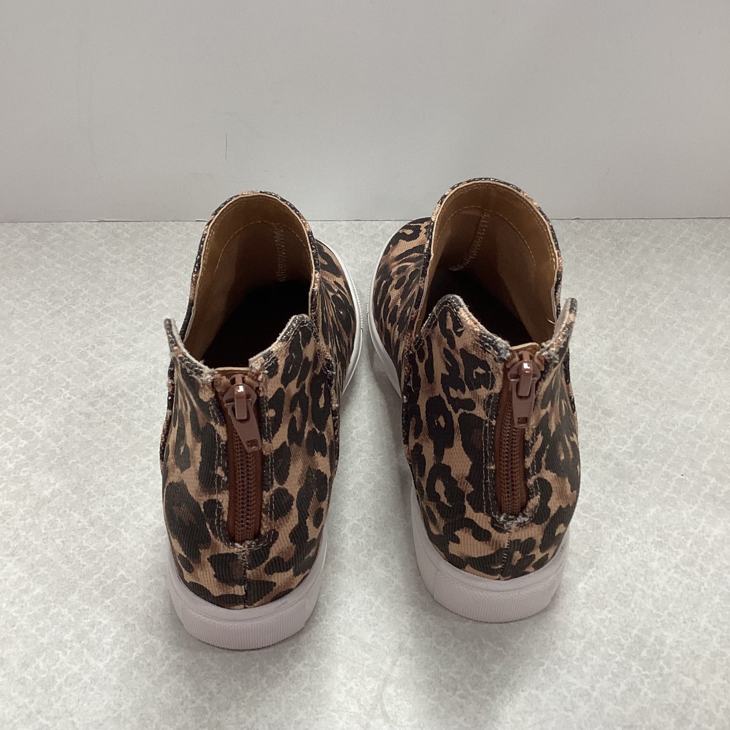 Shoes Flats By Steve Madden In Animal Print, Size: 7.5