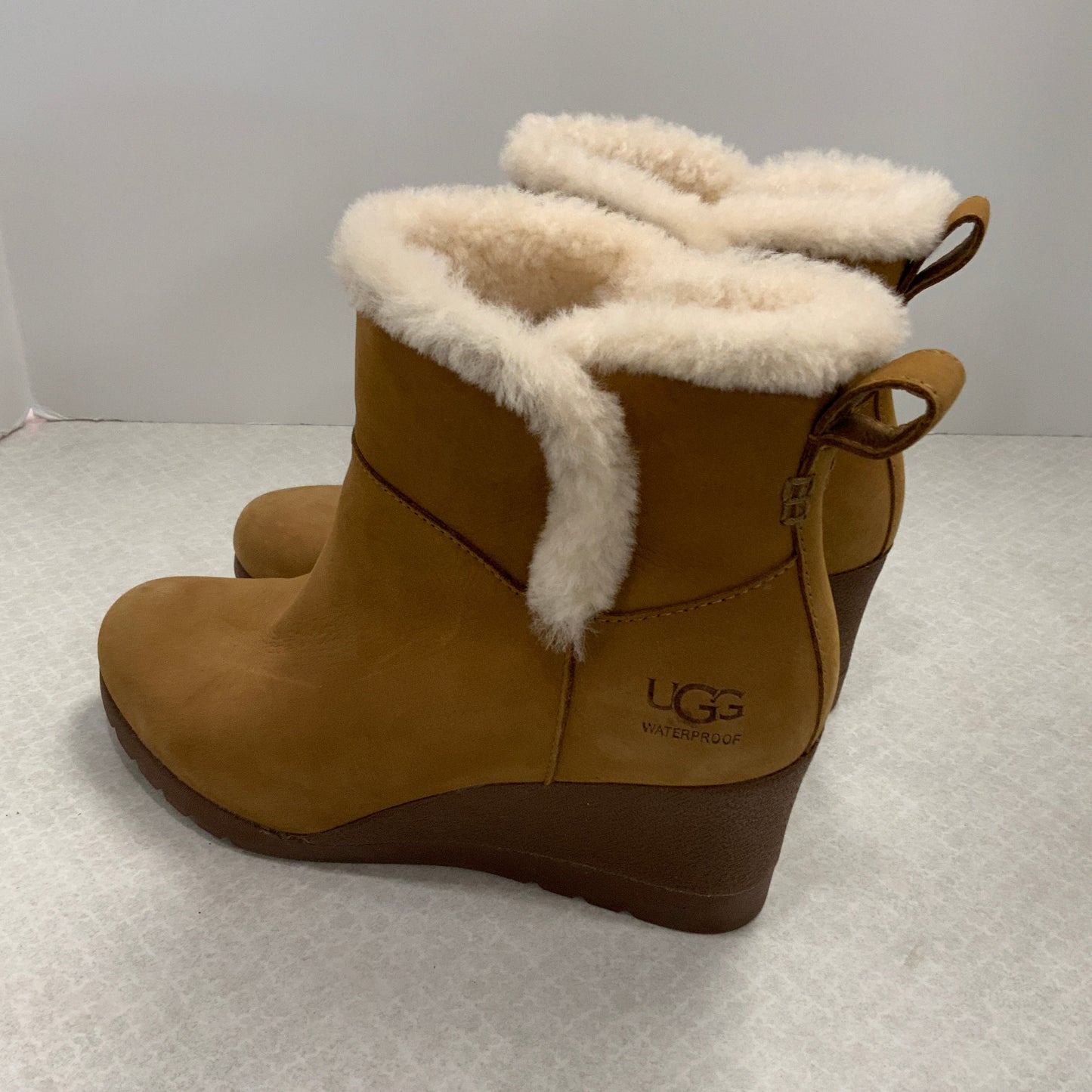 Boots Ankle Heels By Ugg In Brown, Size: 6