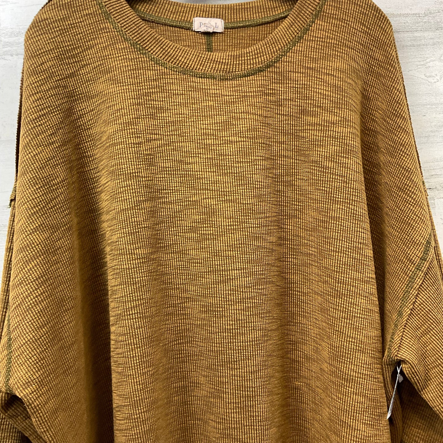 Top Short Sleeve By Pol In Brown, Size: M