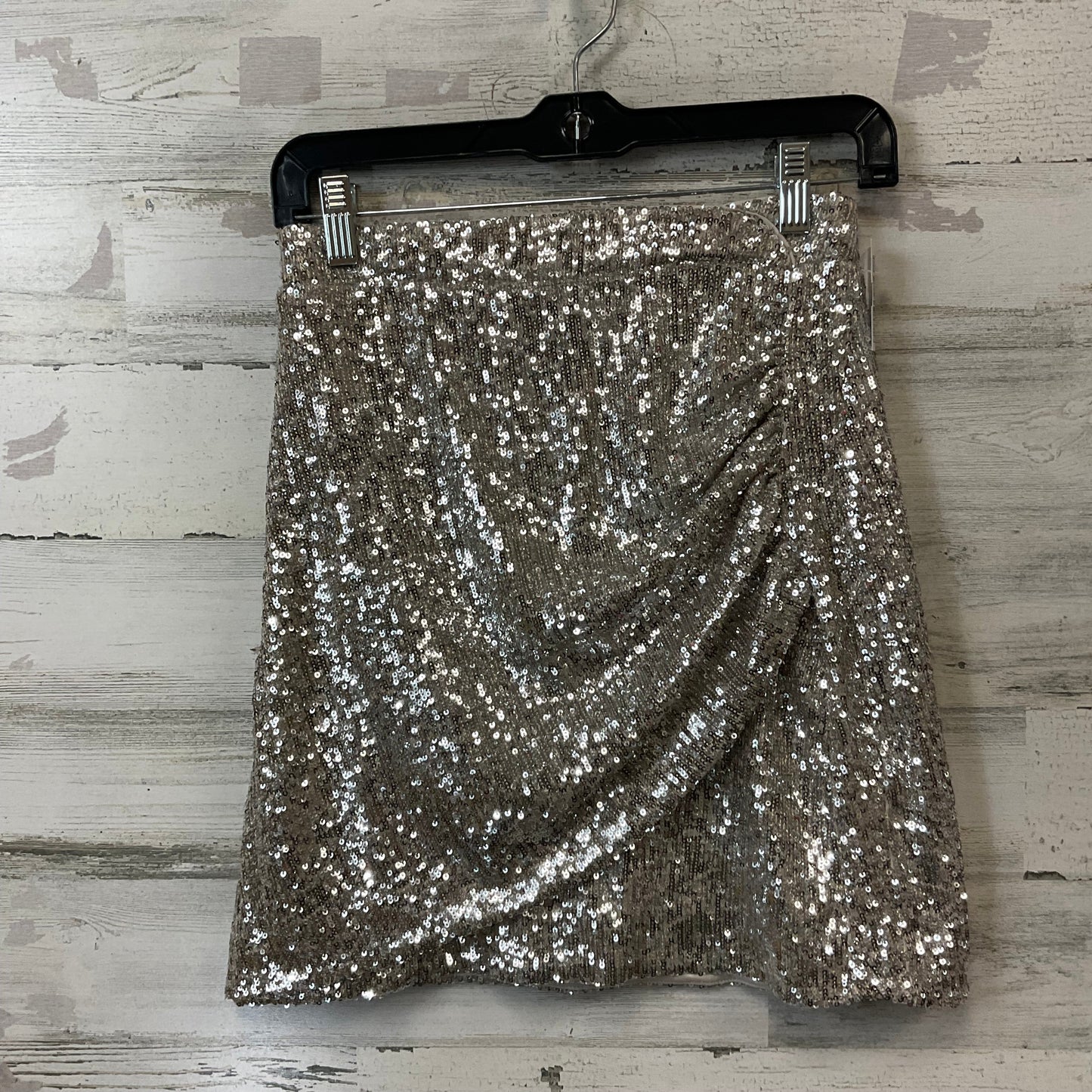 Skirt Mini & Short By Express In Silver, Size: Xs