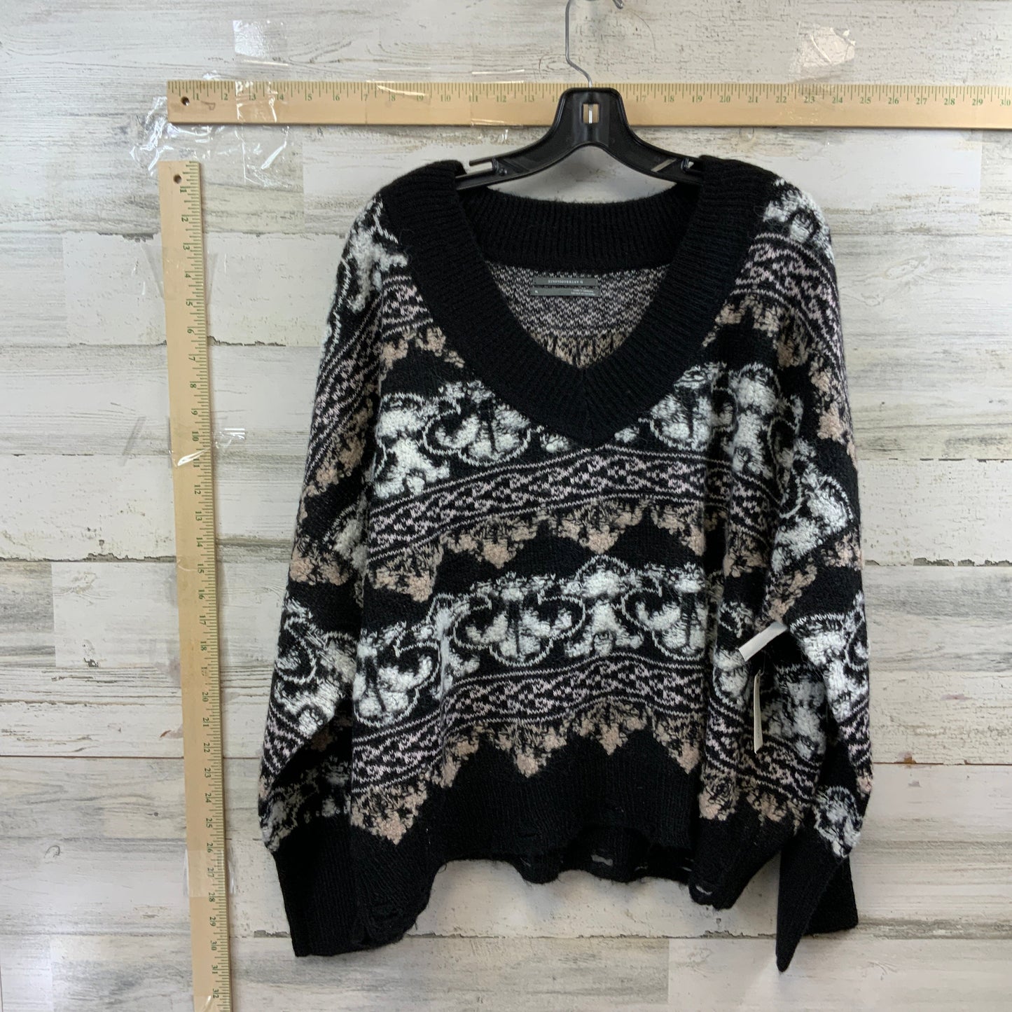 Sweater By Anthropologie  Size: Xl