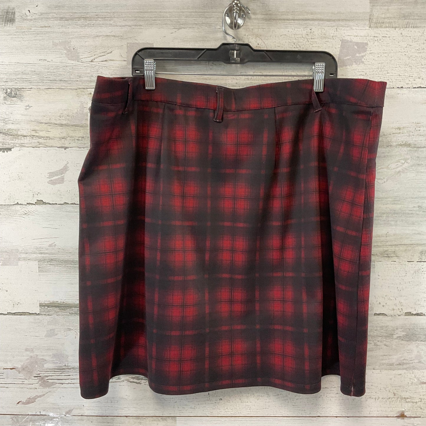 Skirt Mini & Short By Maurices In Black & Red, Size: 2x