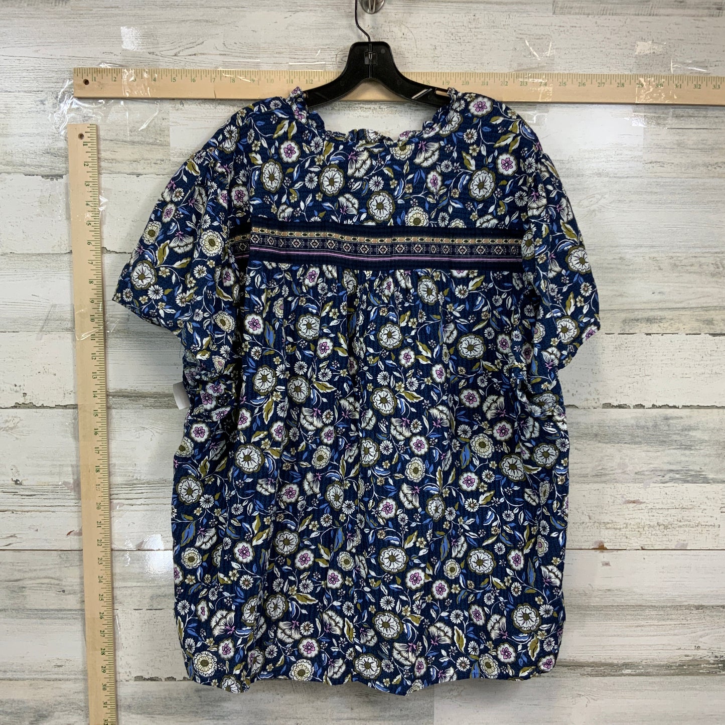 Blue Top Short Sleeve Lane Bryant, Size 4x