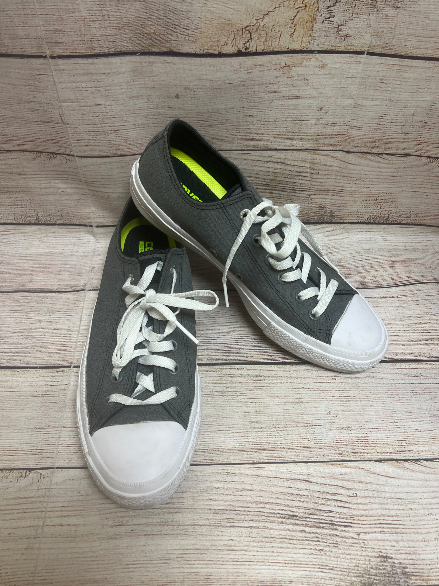 Shoes Sneakers By Converse In Grey, Size: 10