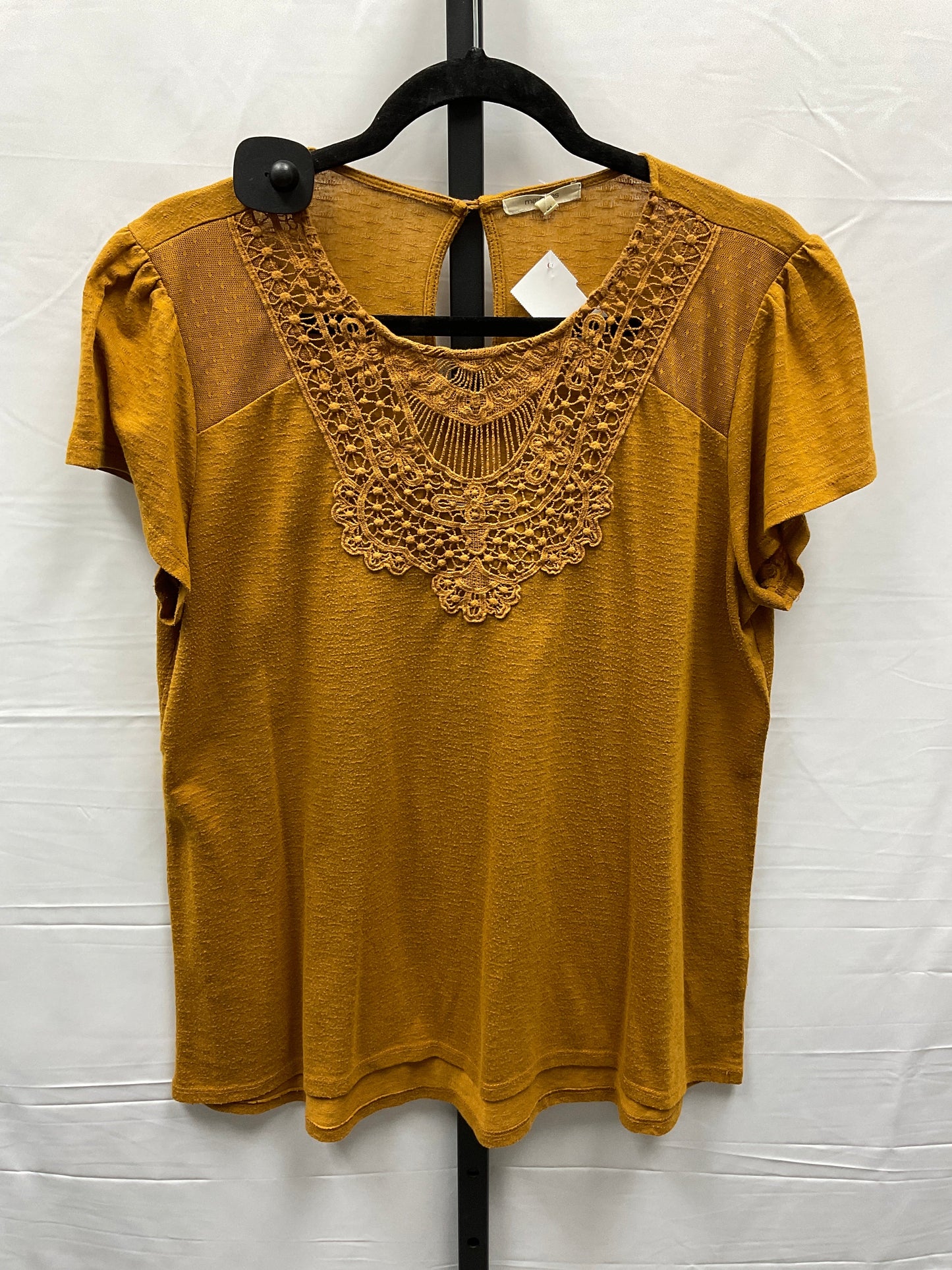 Top Short Sleeve By Maurices  Size: Xl