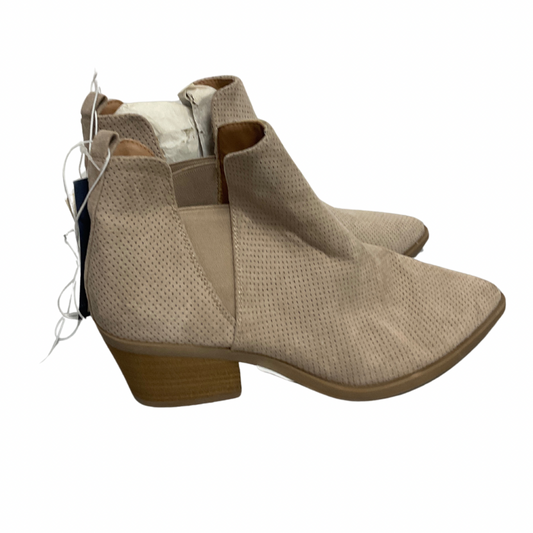 Boots Ankle Heels By Universal Thread In Taupe, Size: 8