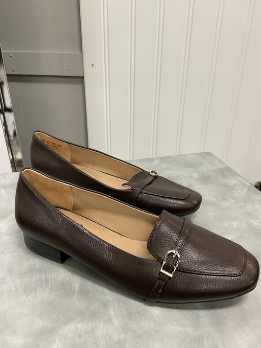 Shoes Flats By Life Stride In Brown, Size: 8.5