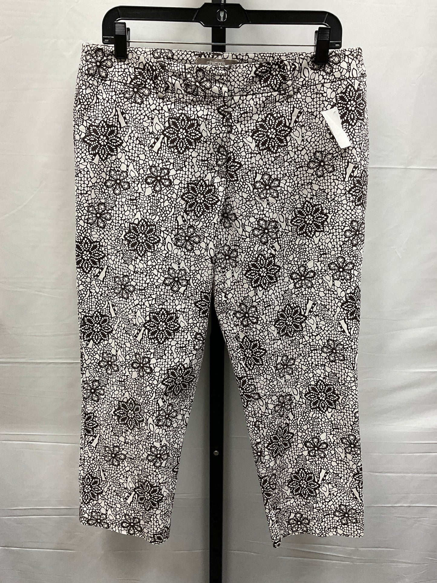 Brown & White Capris Chicos, Size M