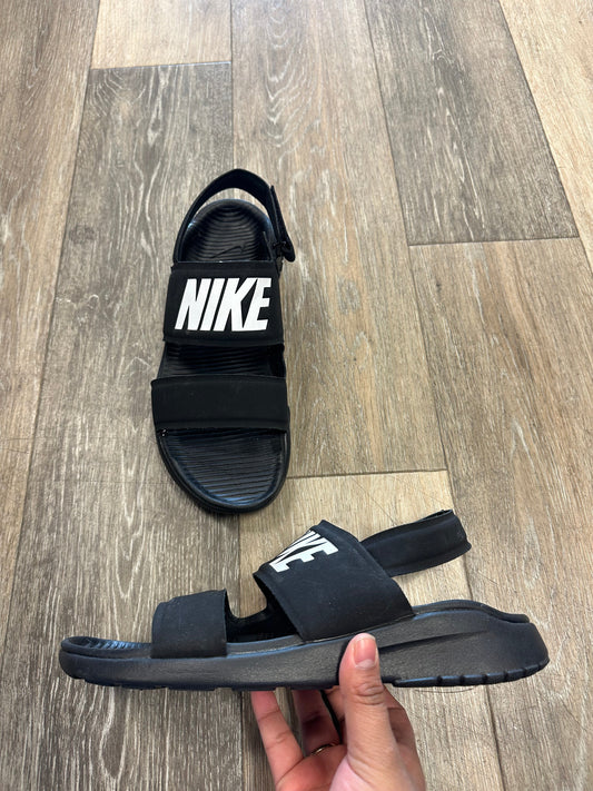 Sandals Flats By Nike  Size: 8