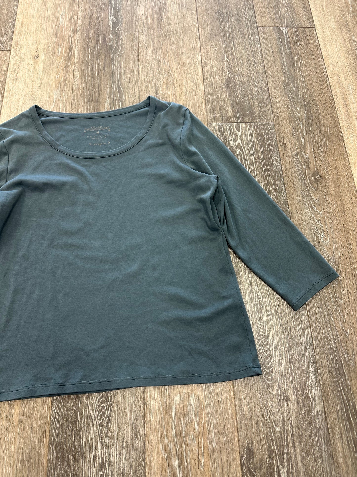 Green Top Long Sleeve Designer Peruvian Connection, Size Xl