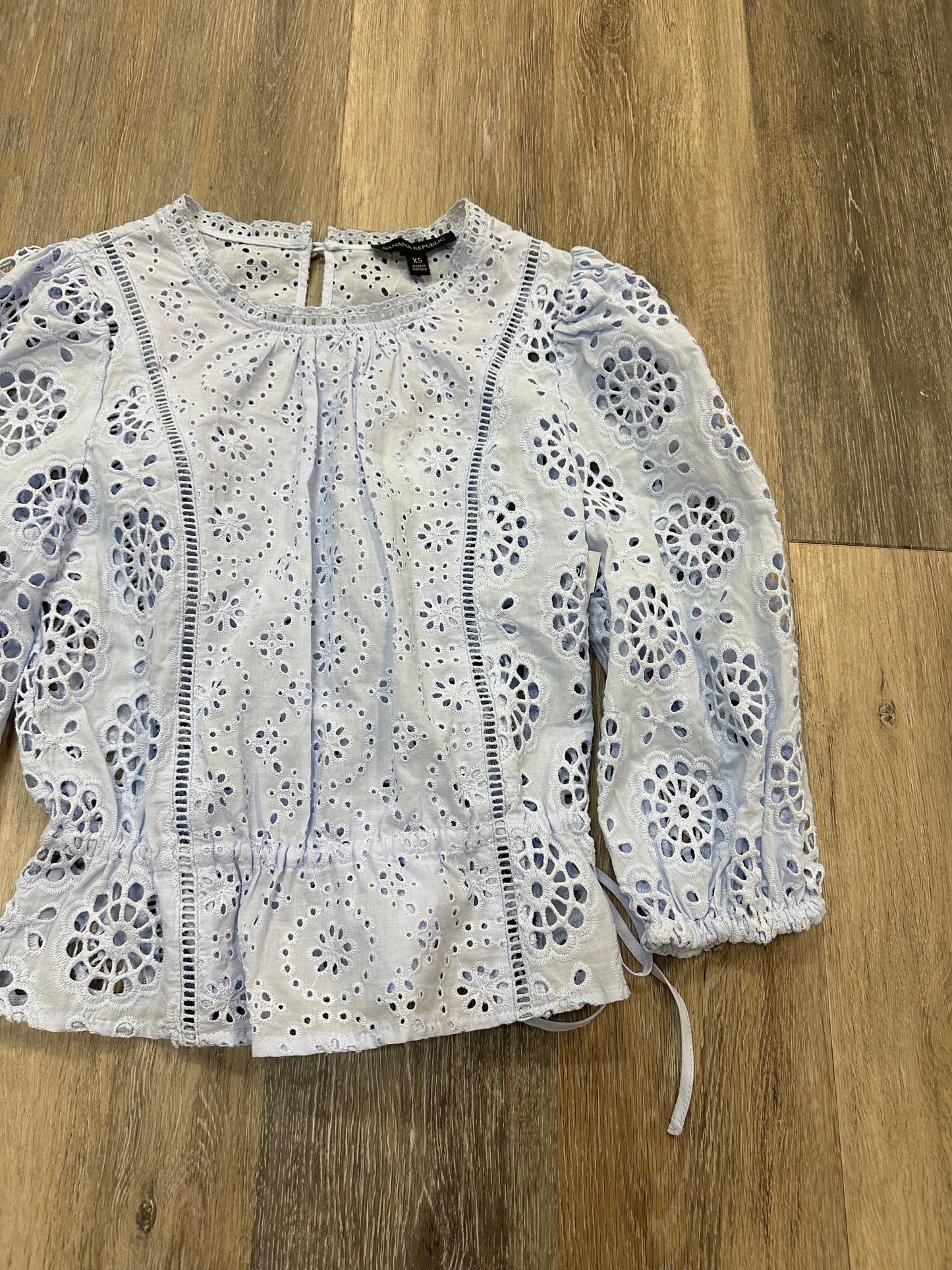 Blouse Long Sleeve By Banana Republic  Size: Xs