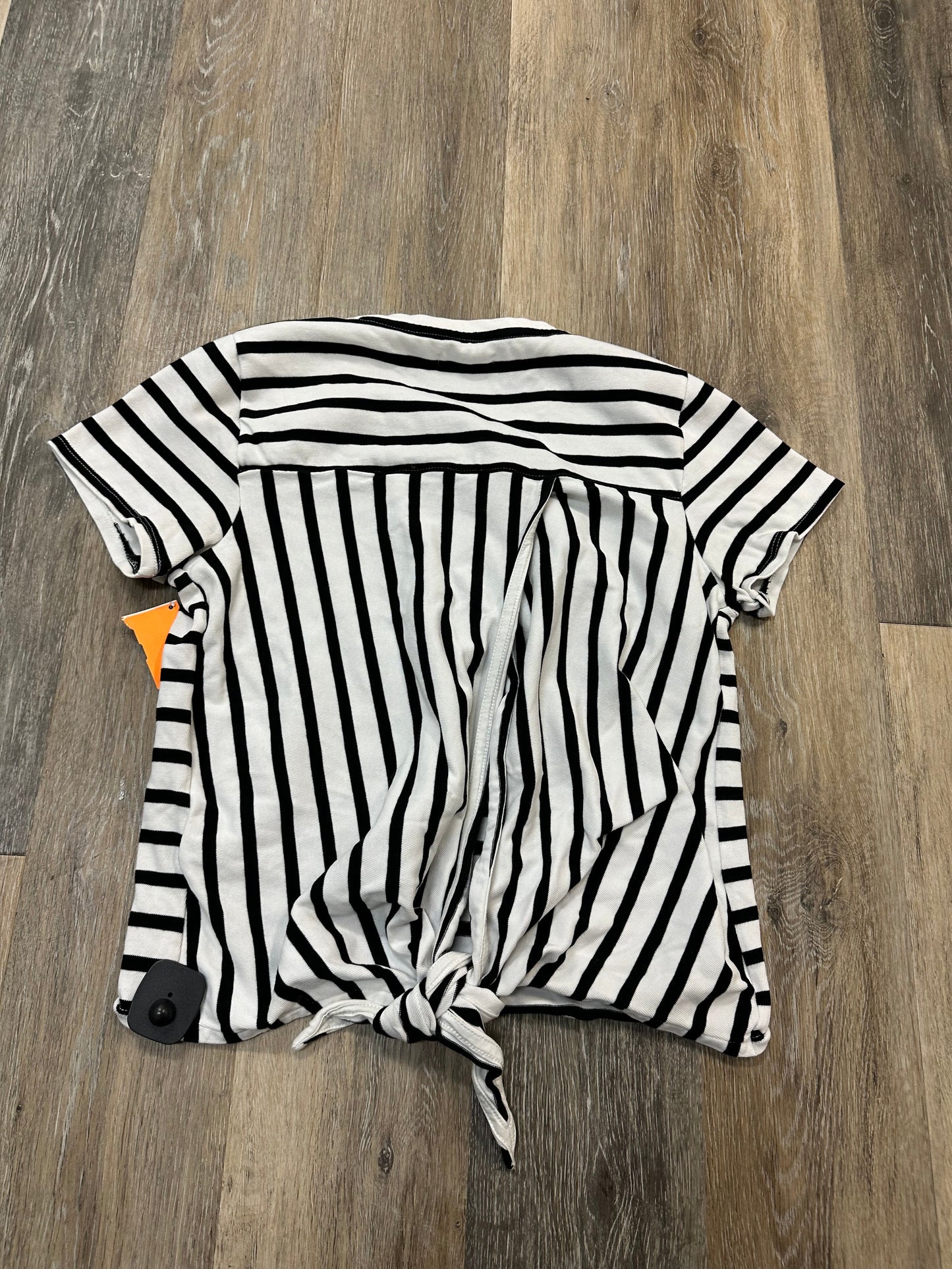 Top Short Sleeve By Madewell In Striped Pattern, Size: M