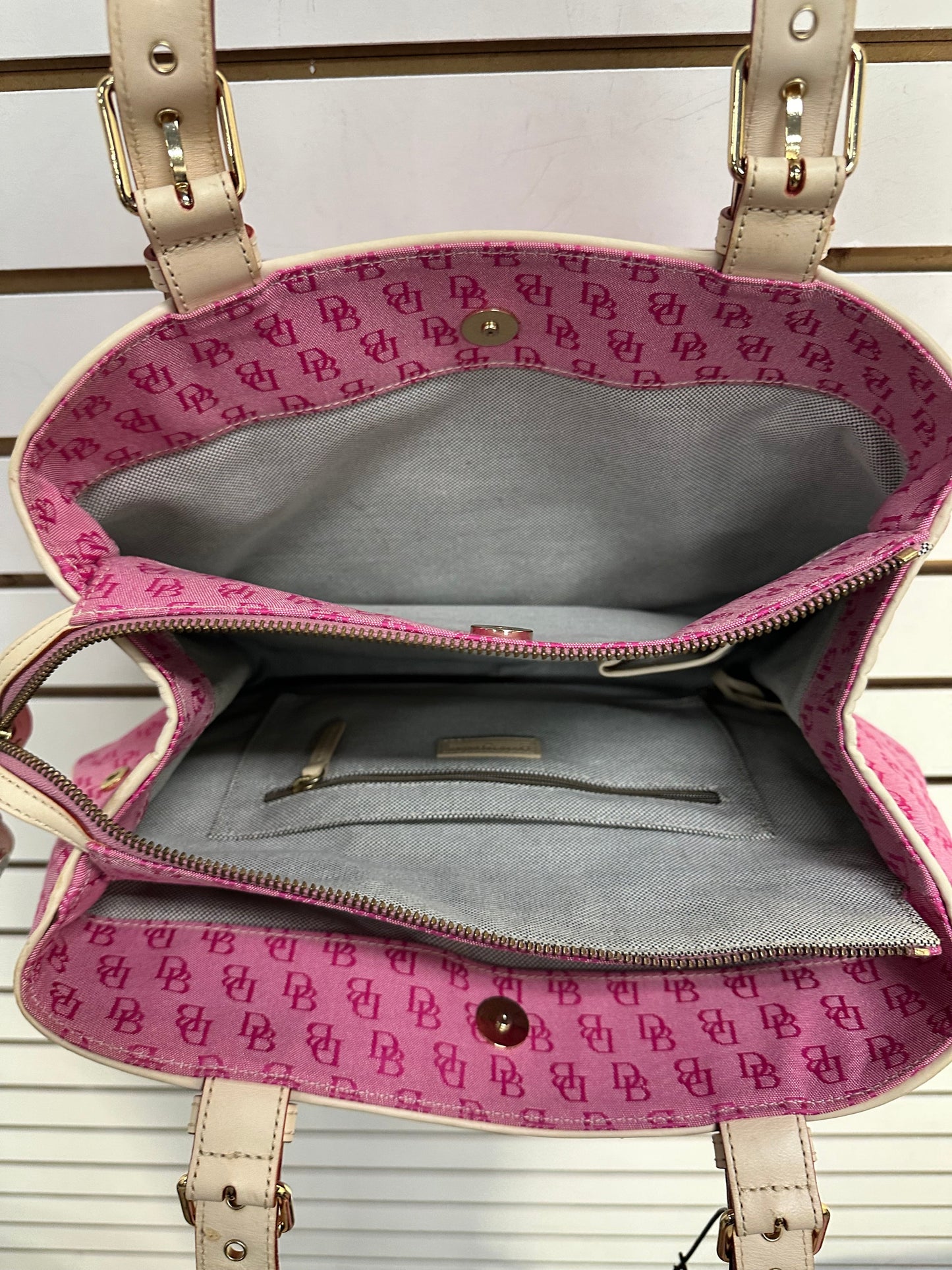 Handbag Designer By Dooney And Bourke  Size: Large